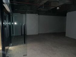 Mandarin Gallery (D9), Retail #458473501